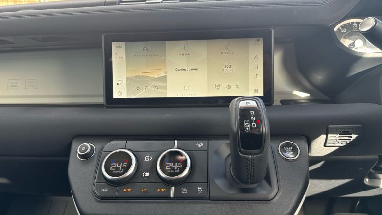 Land Rover Defender 90 Diesel 3.0 D250 Hard Top Auto